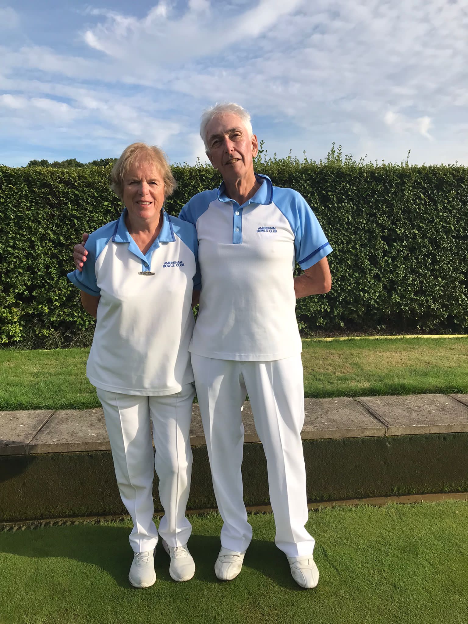 Val Newton and Graham Cooper win the mixed pairs